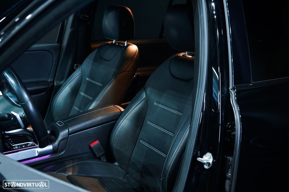 Mercedes-Benz GLB 200 d AMG Line - 12