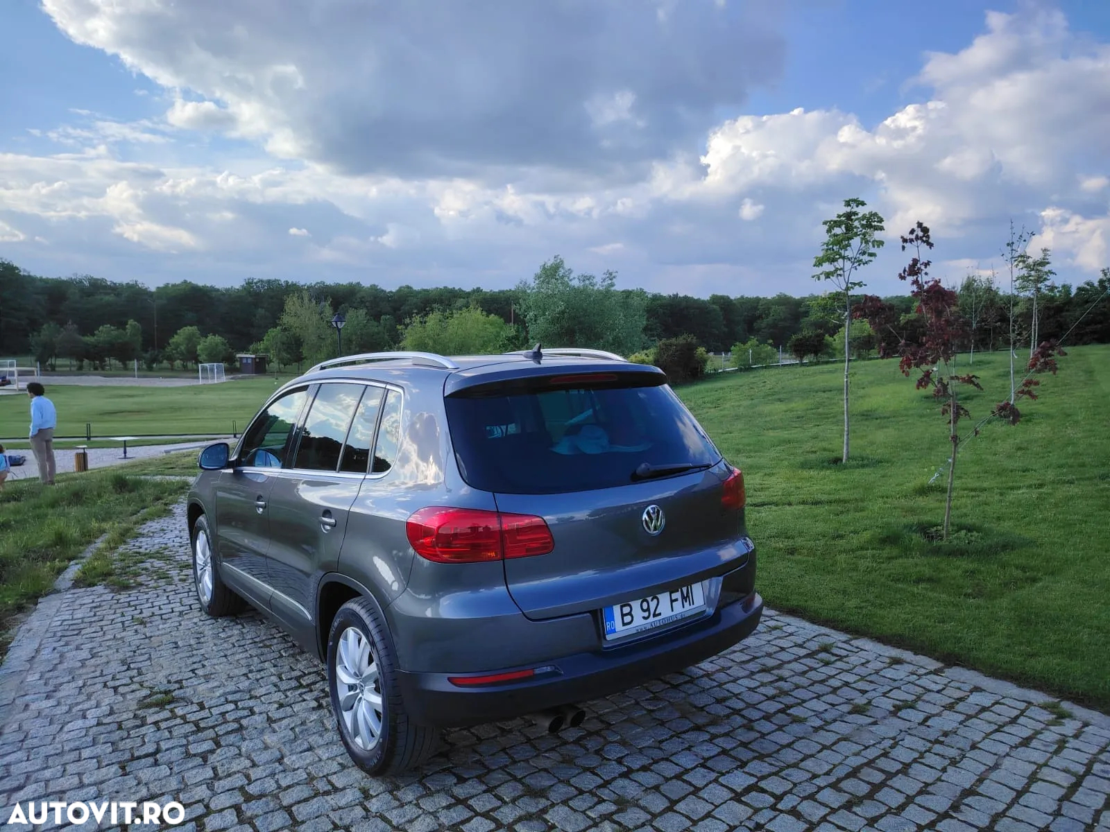 Volkswagen Tiguan - 4