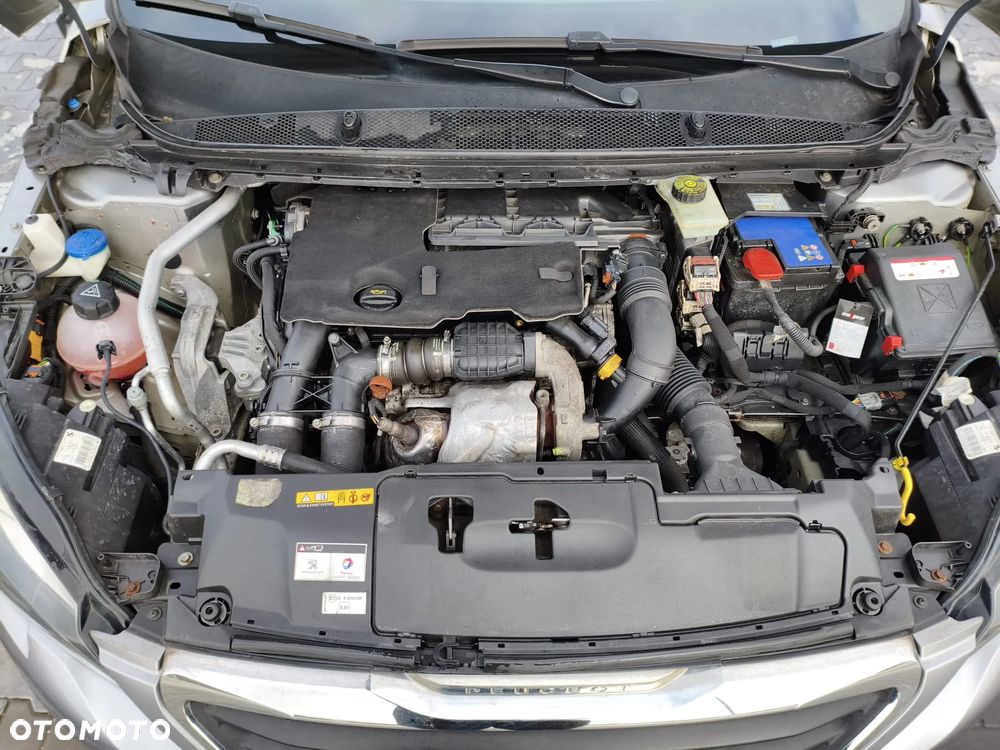 Peugeot 308 - 13