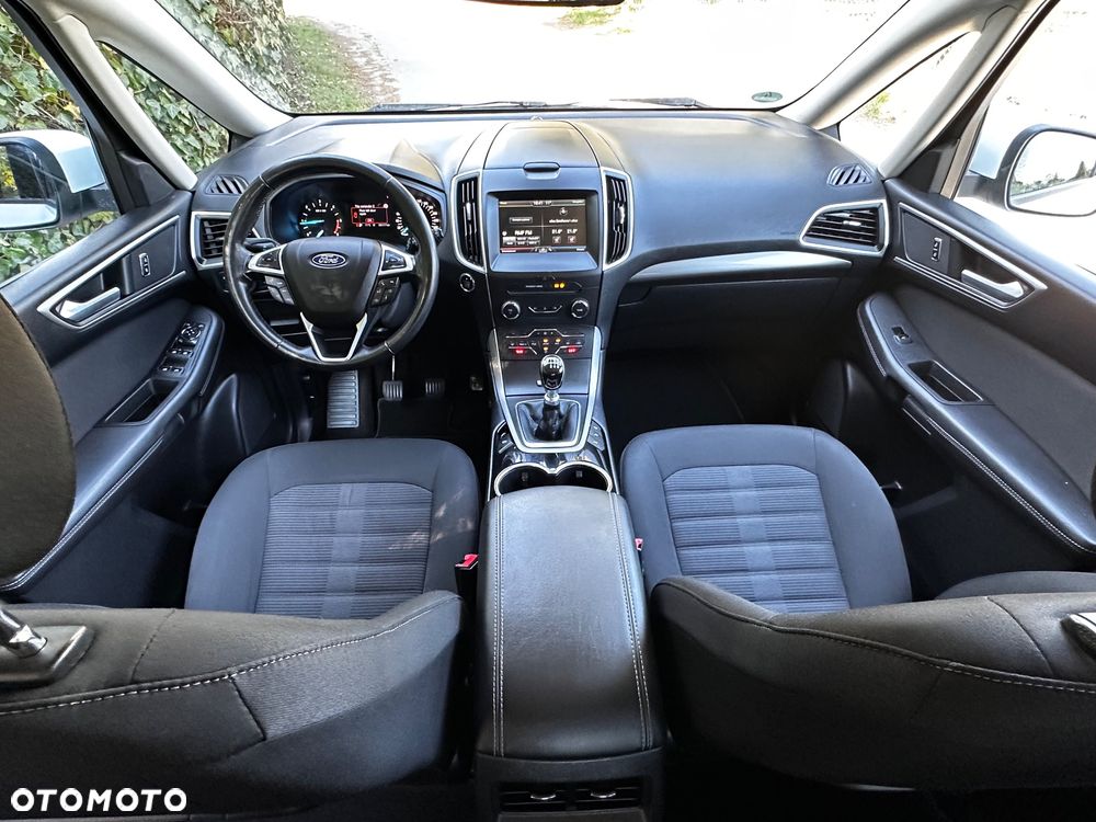 Ford Galaxy 2.0 TDCi Titanium - 37