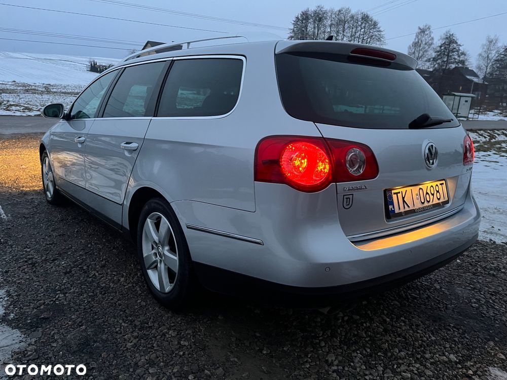 Volkswagen Passat 2.0 TDI DPF Highline - 4