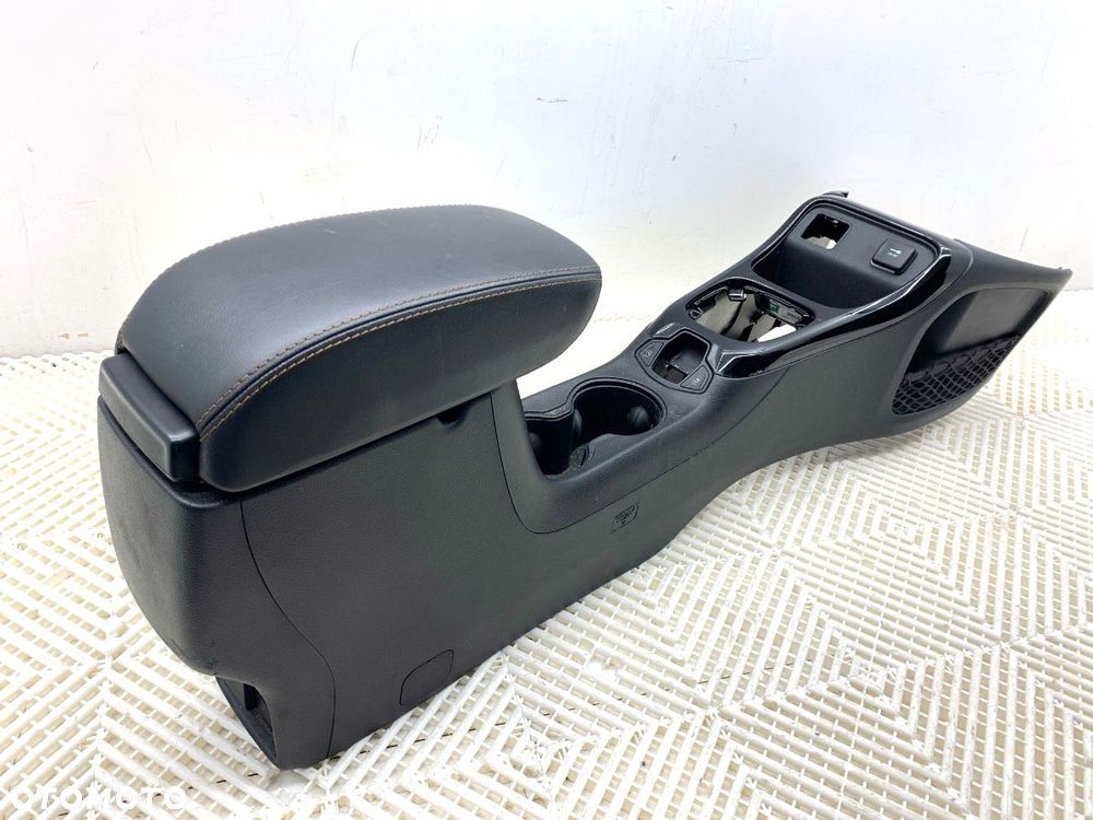 TUNEL ŚRODKOWY  JEEP COMPASS (MP, M6) 2016 - 2022 1.4 MultiAir 103 kW [140 KM] benzyna 2017 - 2022 - 3