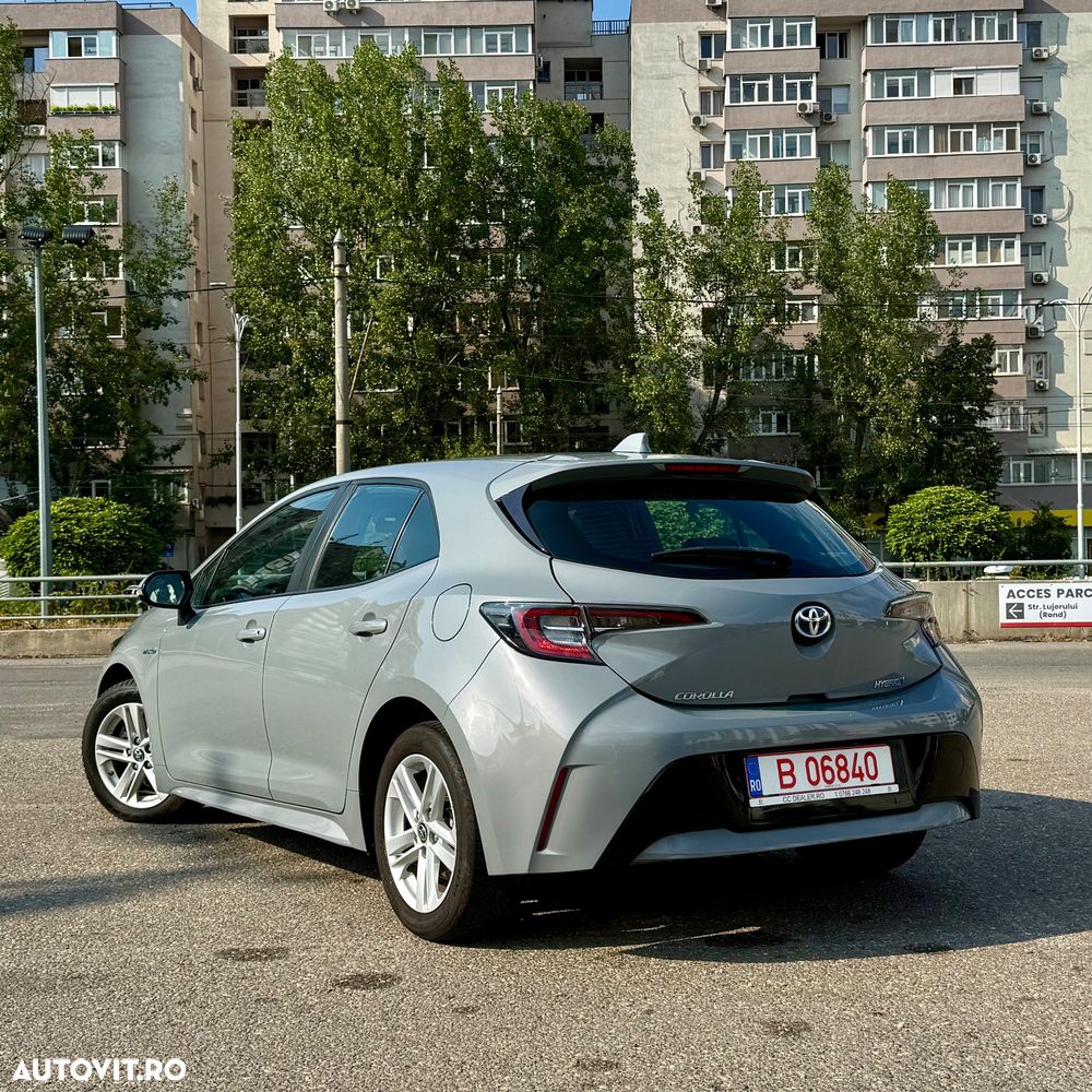 Toyota Corolla 1.8 Business Edition - 9