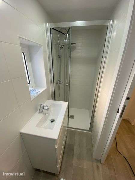 Casa T1 junto ao metro de Baguim - Grande imagem: 2/6