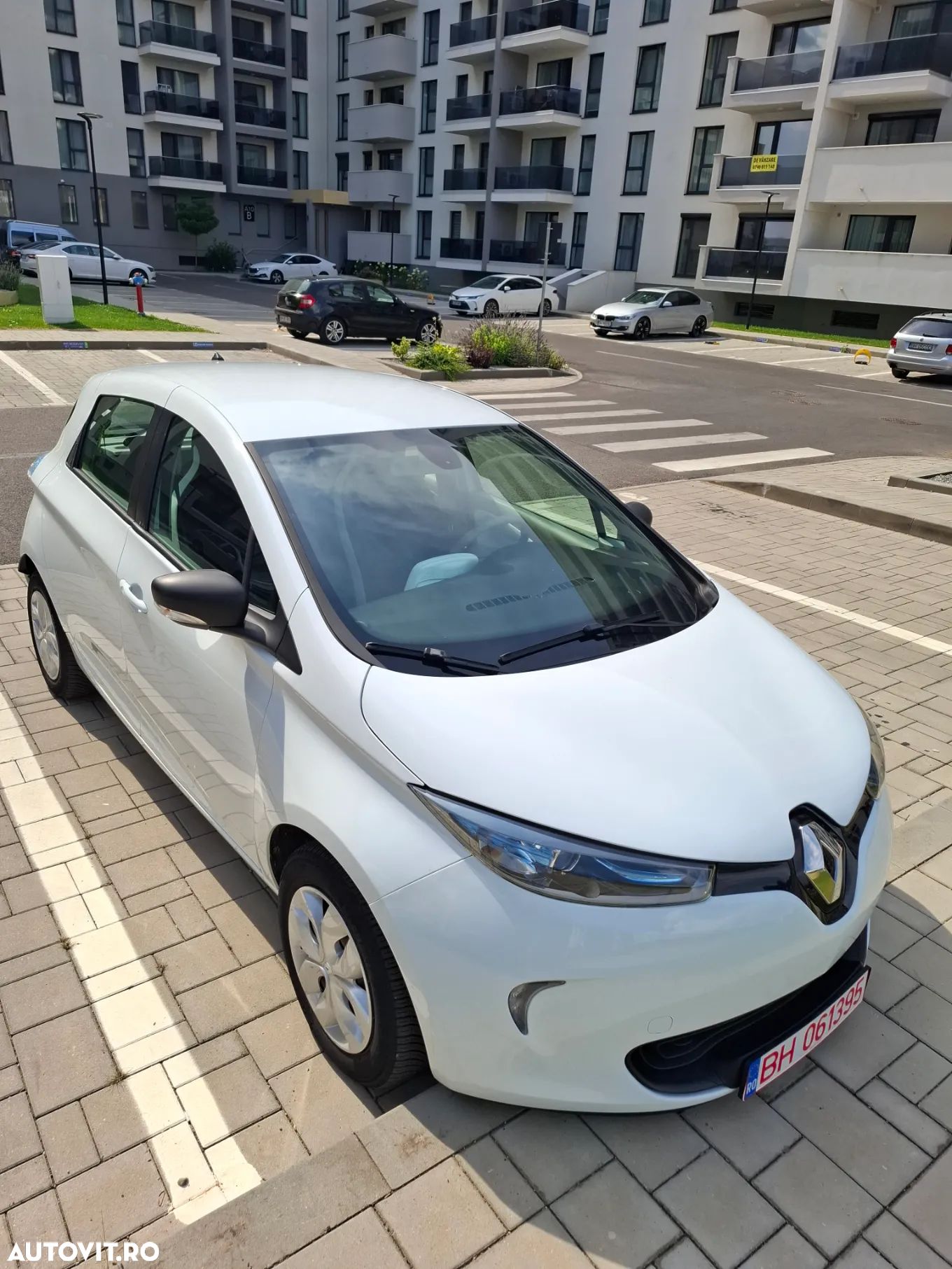 Renault ZOE - 1