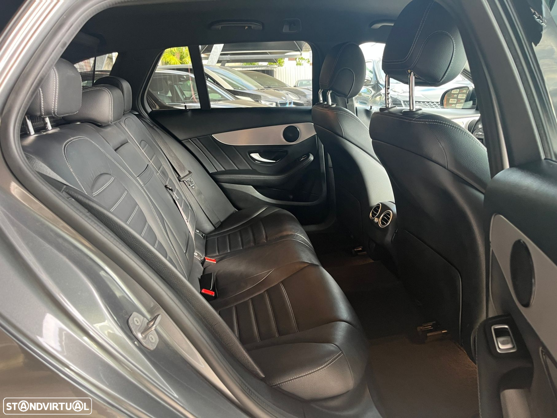 Mercedes-Benz C 300 de AMG Line - 53