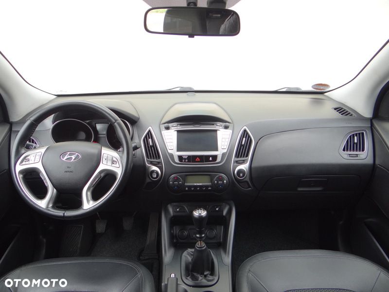 Hyundai ix35 2.0 2WD Trend - 35