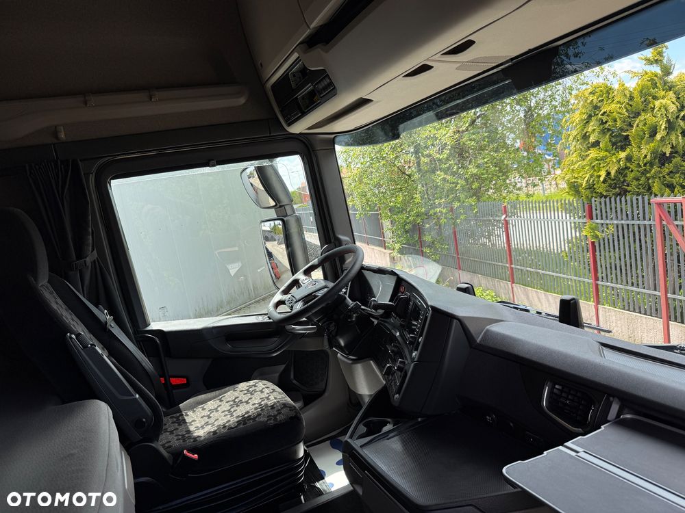 Scania - 32