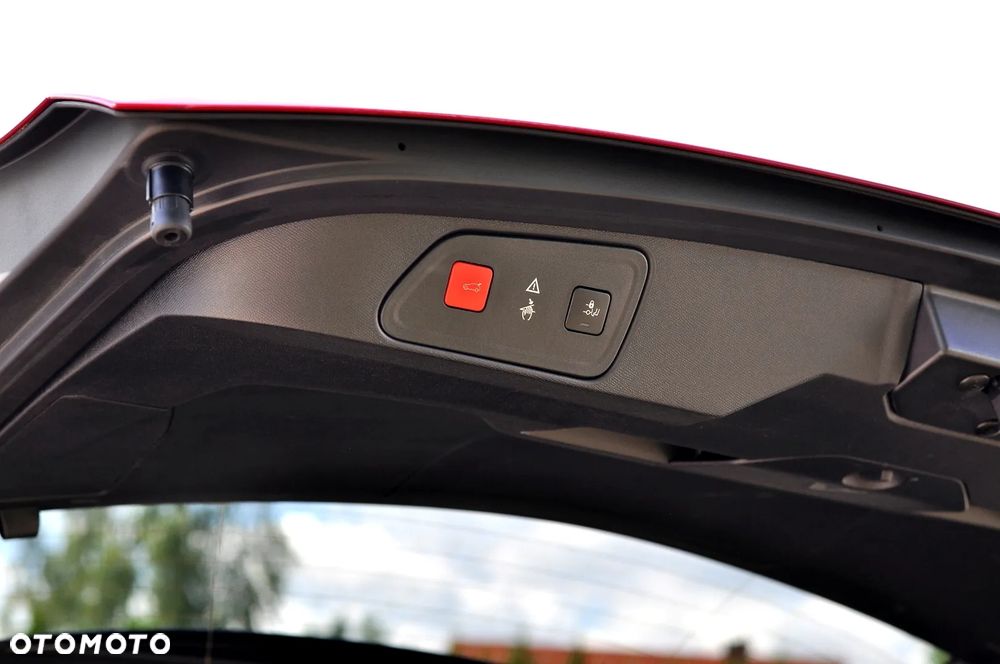 Peugeot 3008 1.6 PureTech GPF GT Line S&S EAT8 - 14