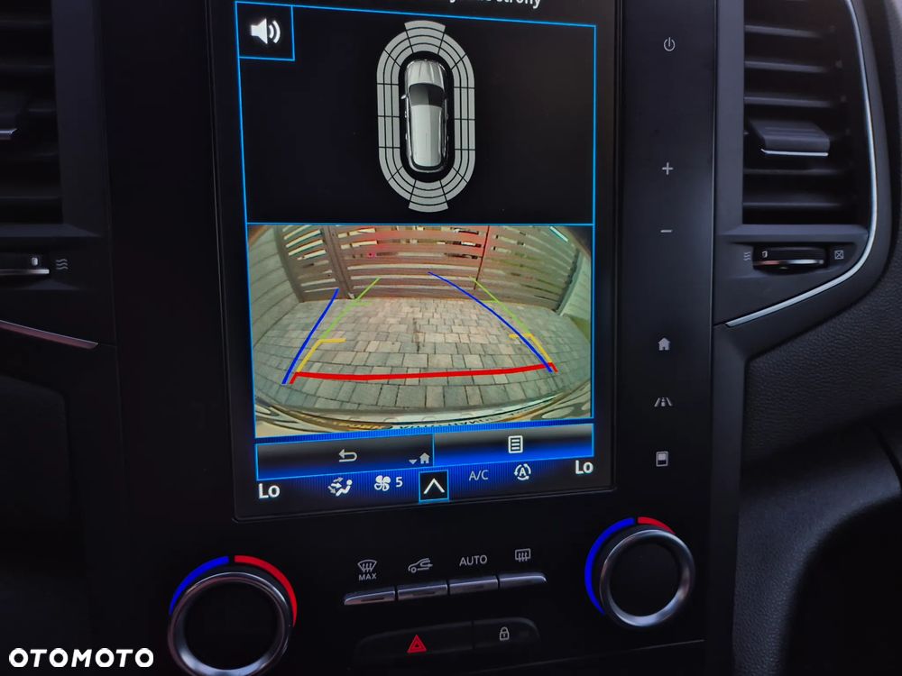 Renault Megane BLUE dCi 150 EDC BOSE EDITION - 8