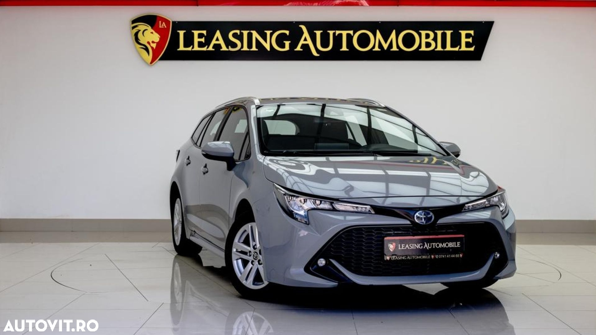 Toyota Corolla 1.8 Hybrid Touring Sports Business Edition - 4