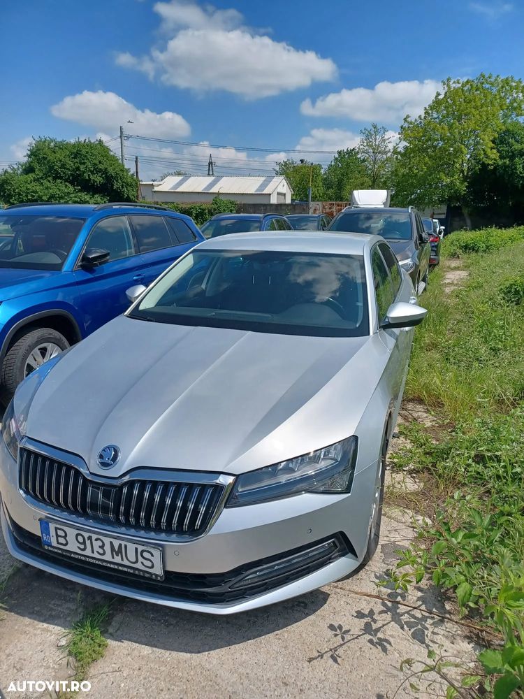 Skoda Superb 2.0 TDI DSG Ambition - 2