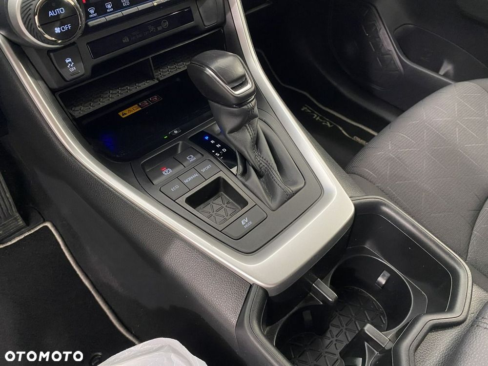 Toyota RAV4 - 27