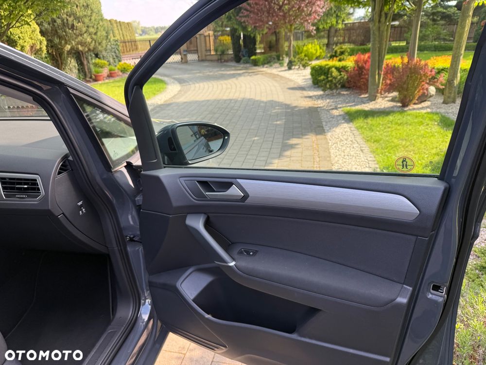Volkswagen Touran 1.5 TSI EVO Comfortline Plus - 28