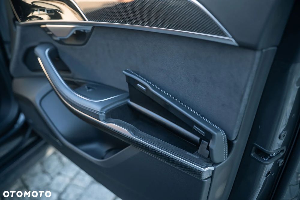 Audi A8 - 18