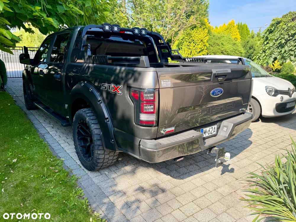Ford F150 - 4