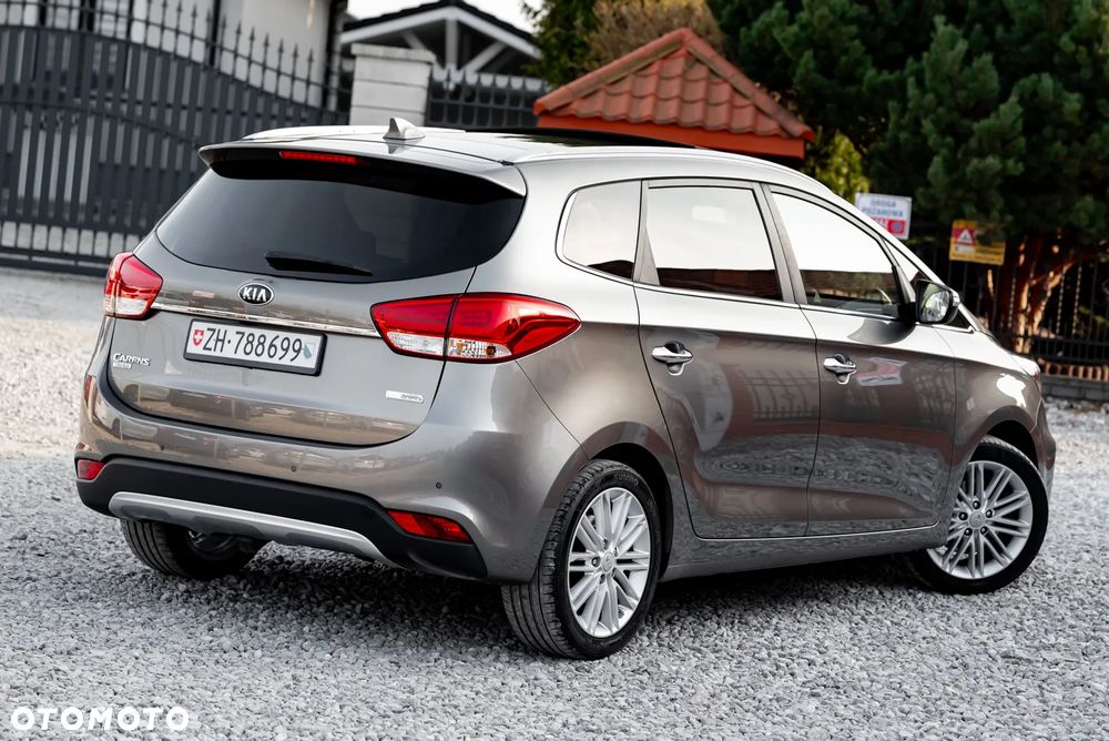 Kia Carens 1.6 GDI S 7os - 9