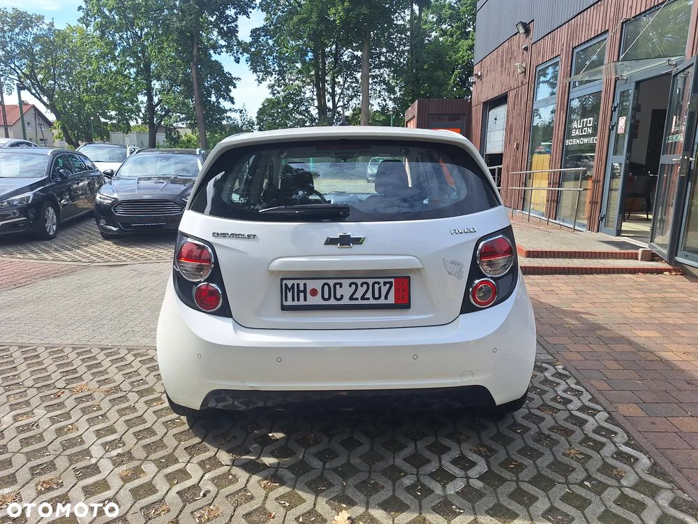 Chevrolet Aveo 1.6 LTZ - 4