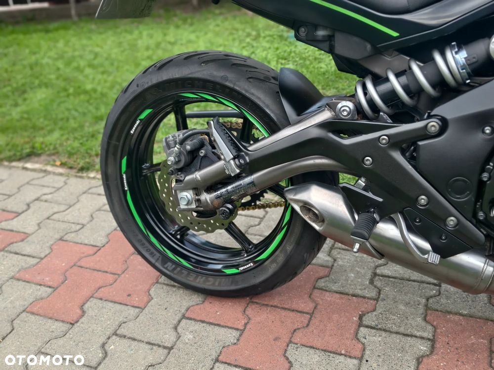 Kawasaki ER - 8