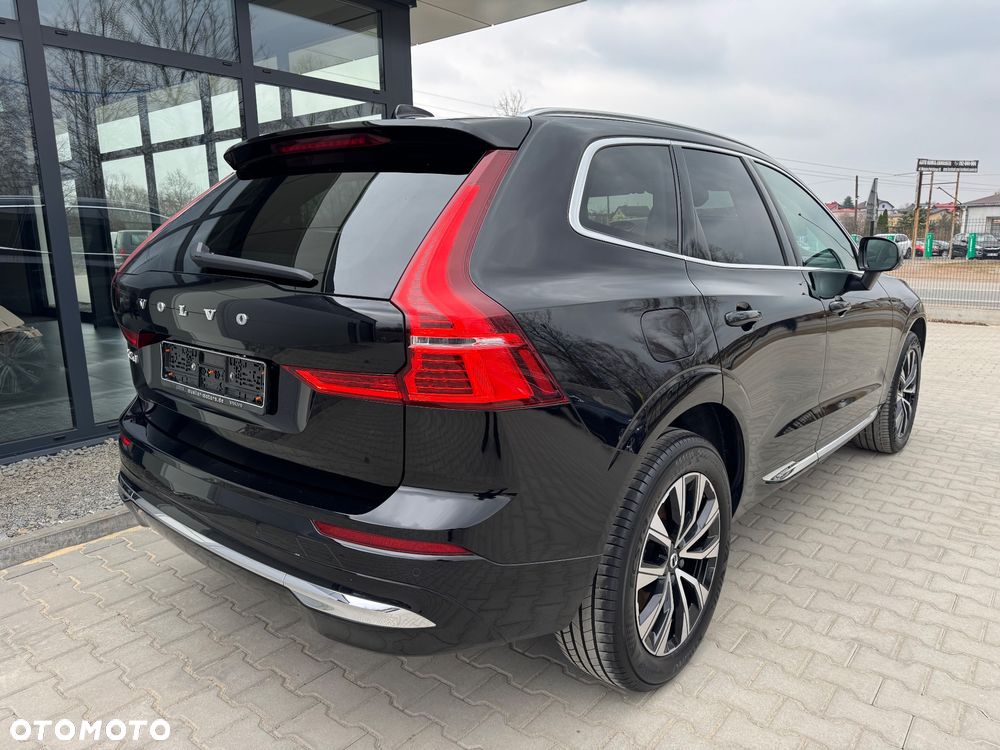 Volvo XC 60 B4 D Plus Bright - 3