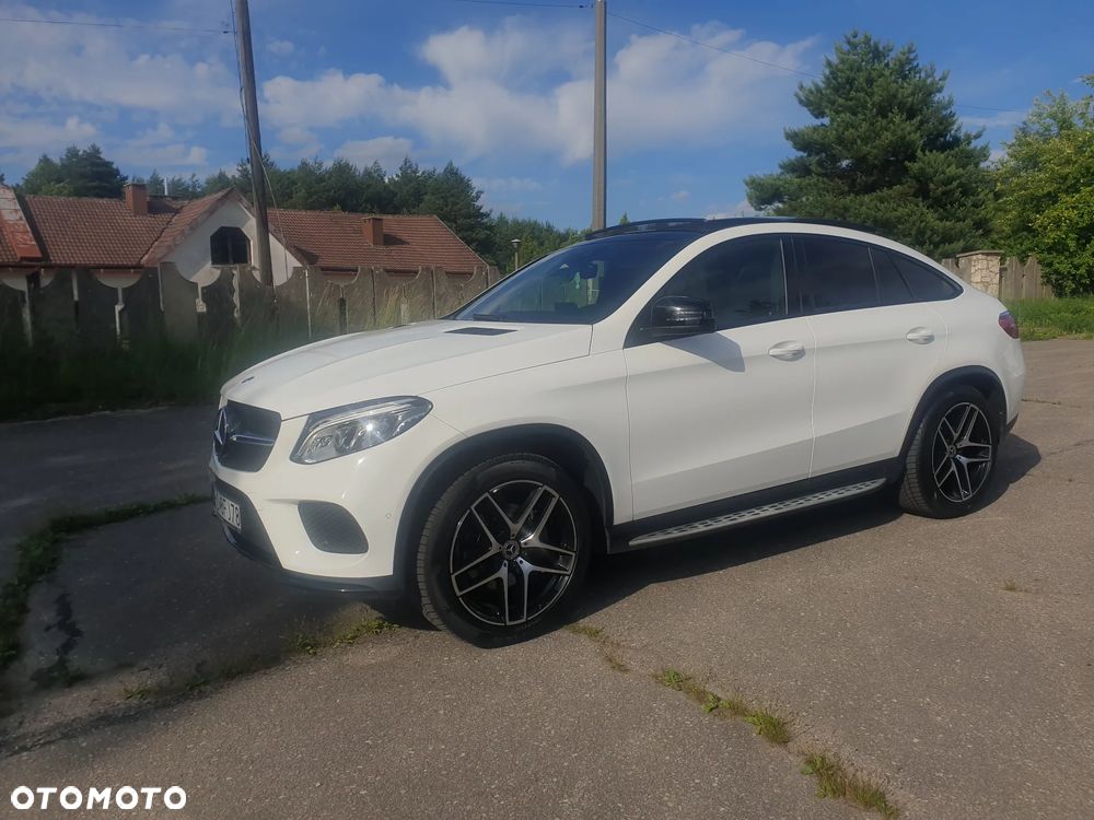 Mercedes-Benz GLE - 21