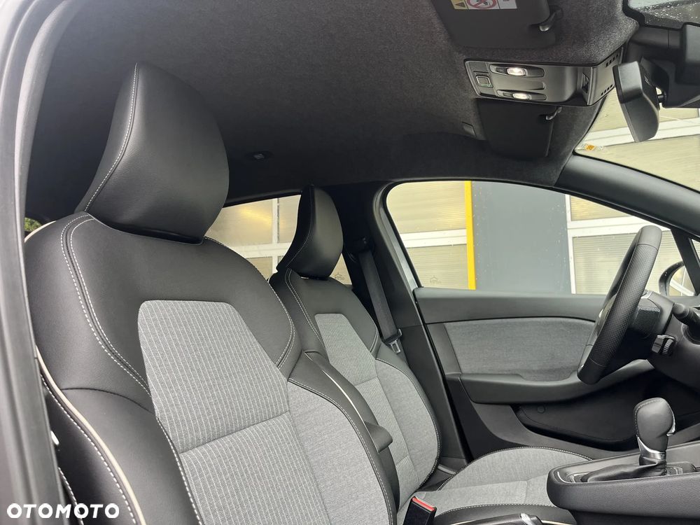 Renault Clio 1.6 E-TECH Full Hybrid 145 Techno - 26