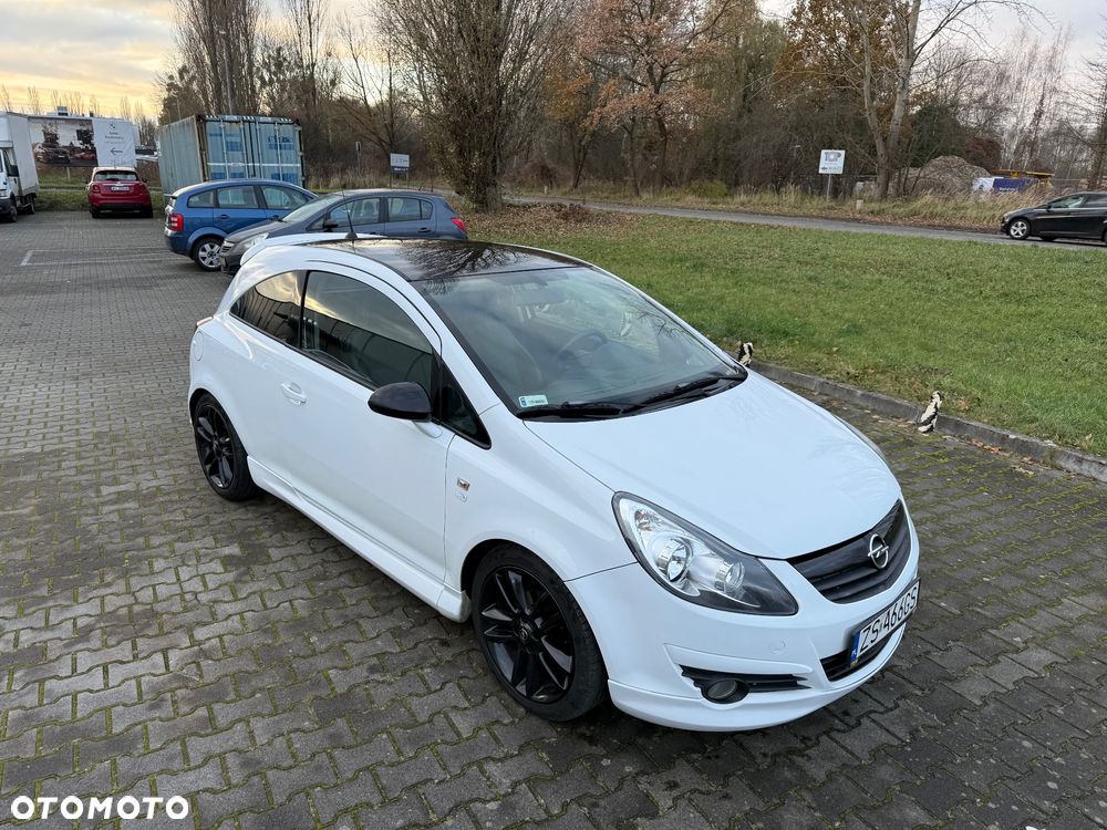 Opel Corsa 1.4 16V Limited Edition - 1