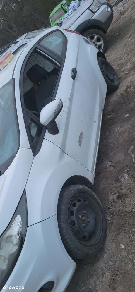 Ford Fiesta - 3