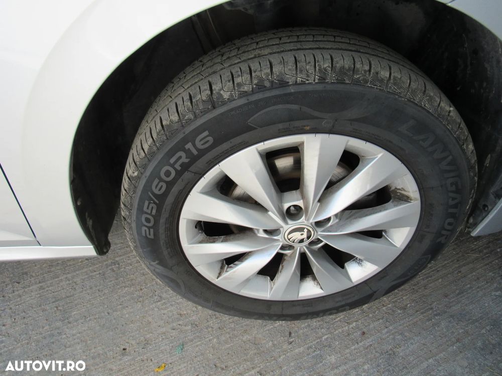 Skoda Kamiq 1.0 TSI Ambition - 6