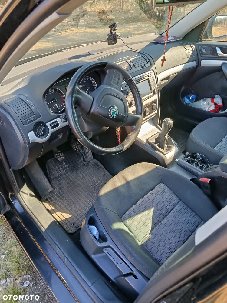 Skoda Octavia - 10