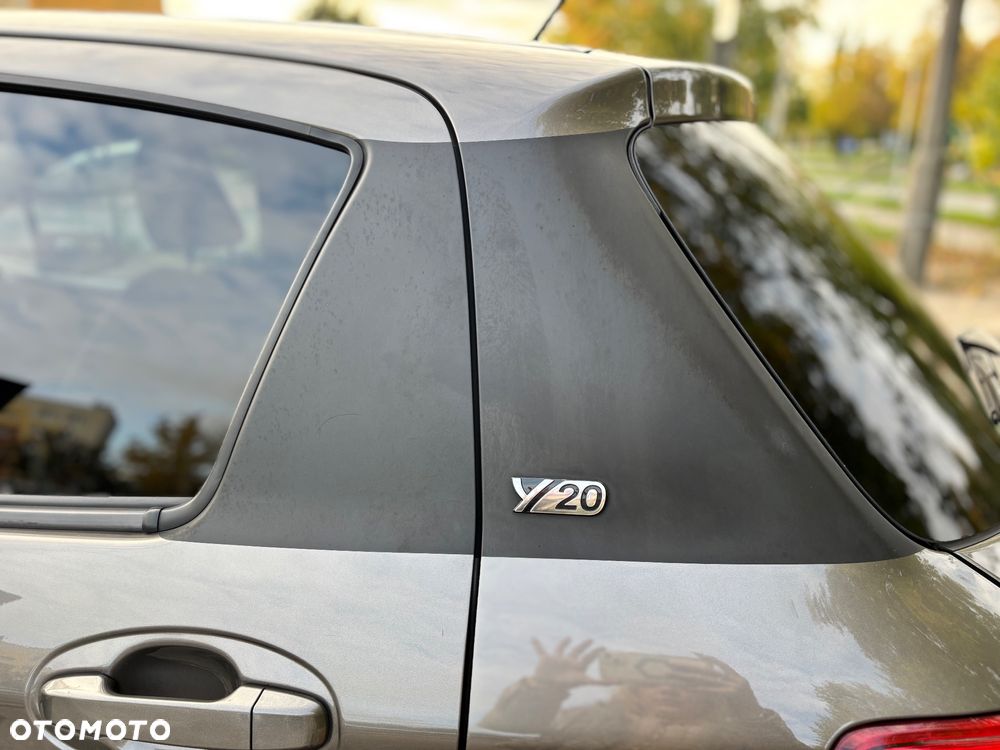 Toyota Yaris - 6