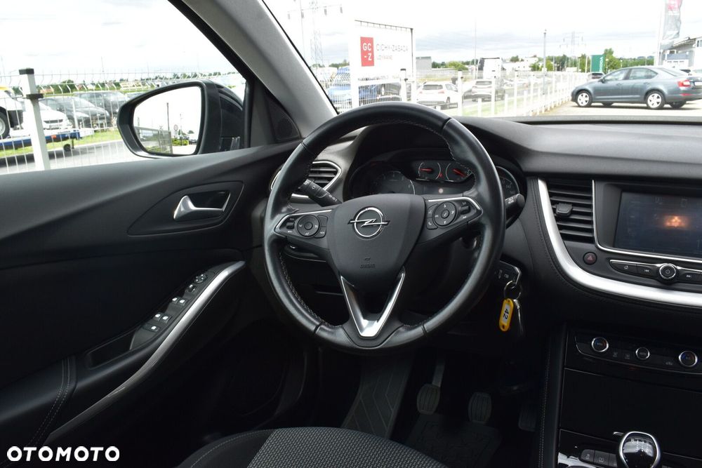 Opel Grandland X - 11