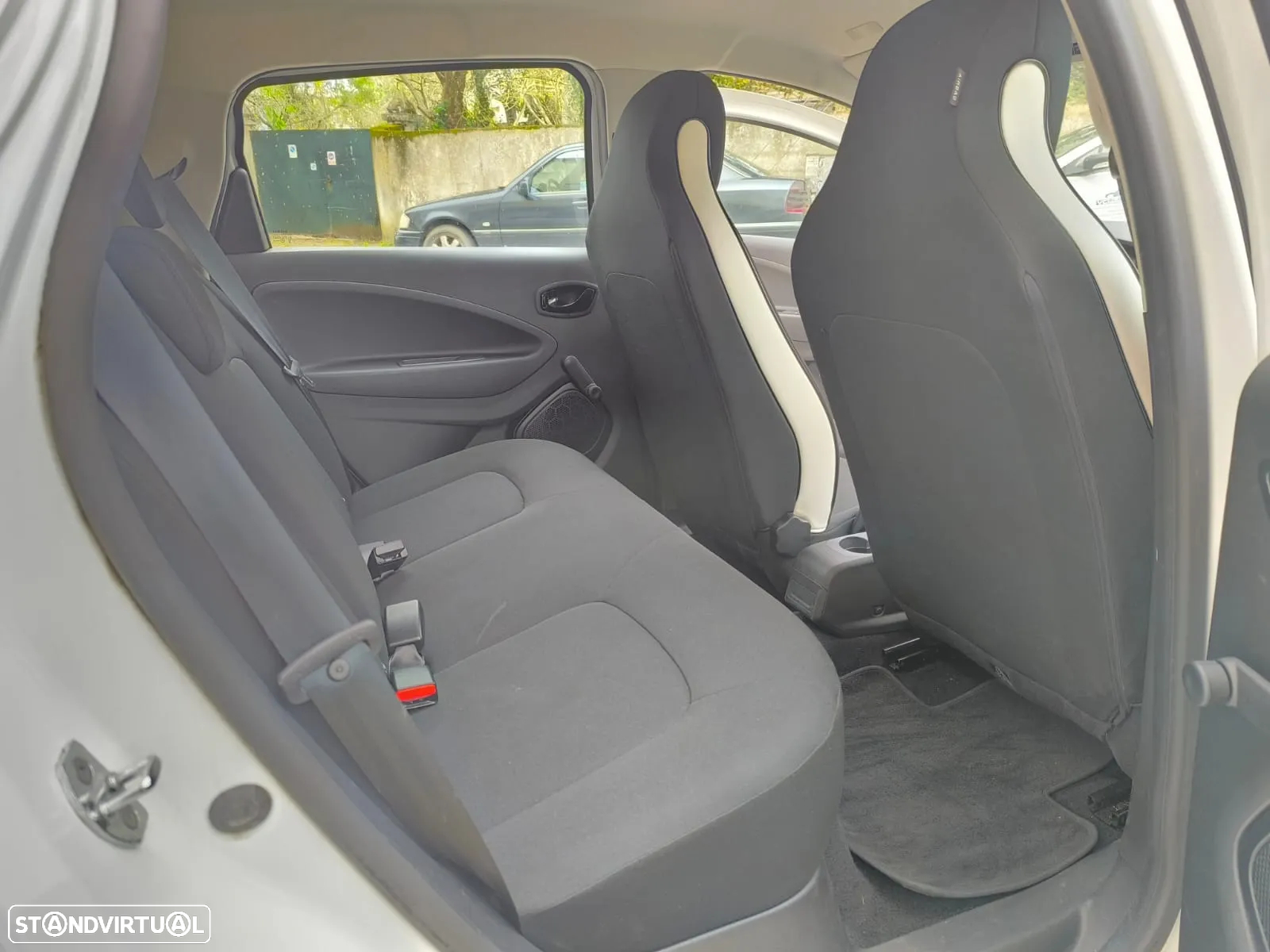 Renault Zoe (c/ Bateria) E-Tech EV50 Evolution - 8