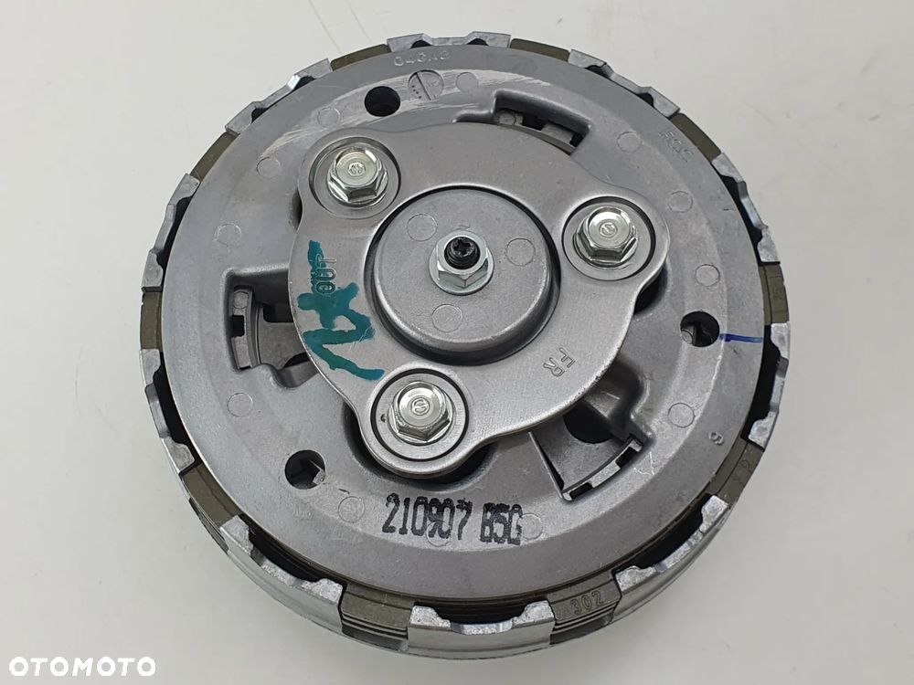 SPRZEGLO KOSZ SPRZEGLOWY    YAMAHA XSR 125 - 4