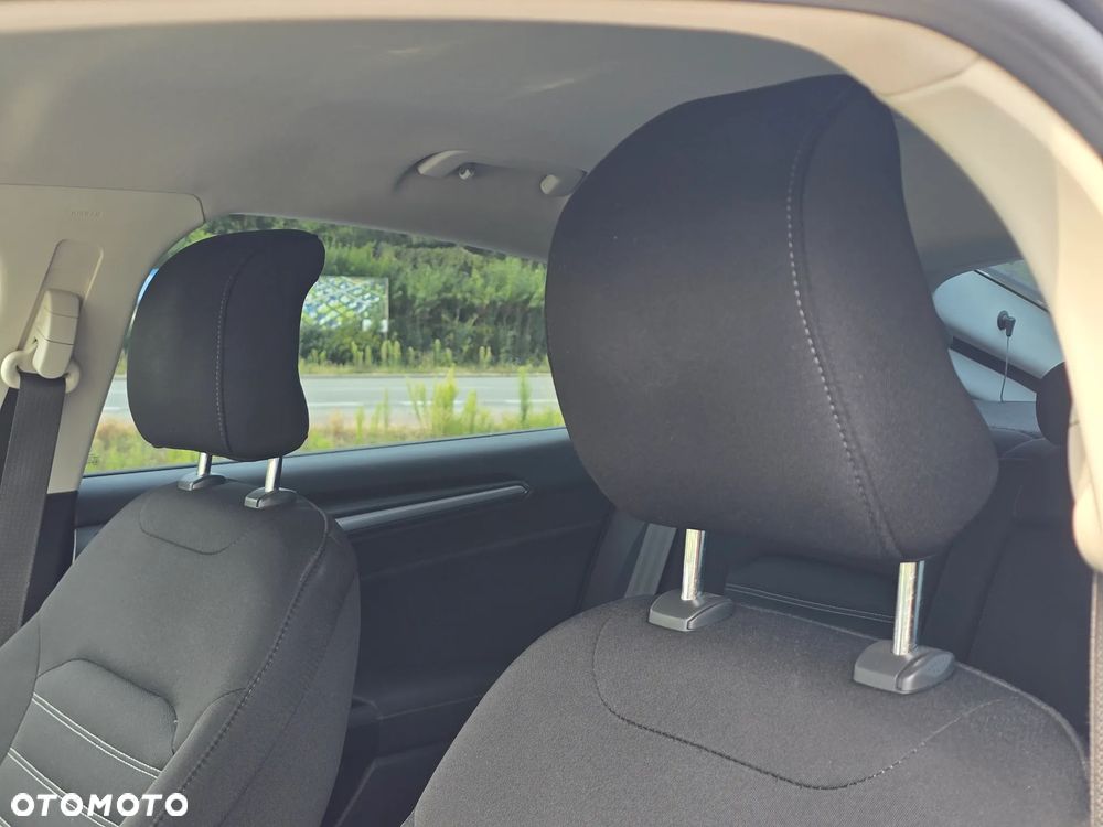 Ford Mondeo 1.5 EcoBoost Gold X (Trend) - 33