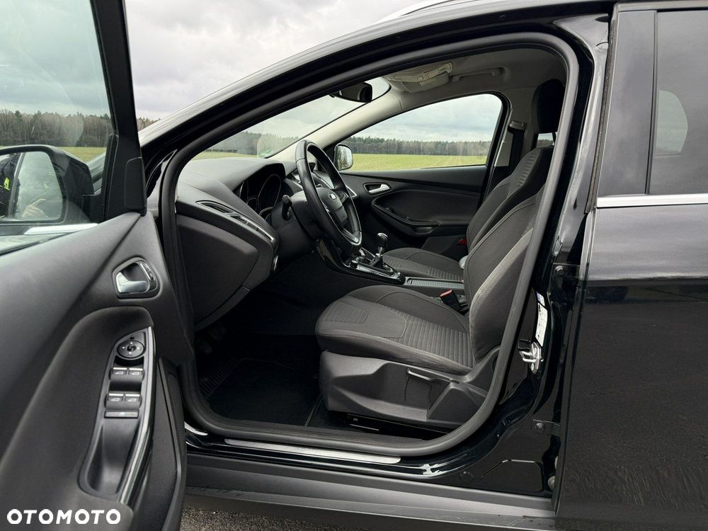 Ford Focus 2.0 TDCi Titanium ASS - 21