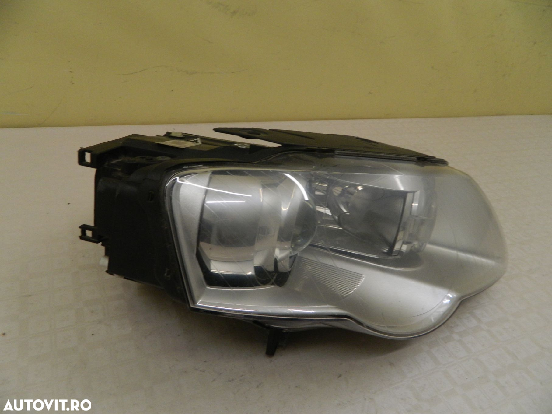 Far dreapta VW Passat B6 Xenon, 2005, 2006, 2007, 2008, 2009, 2010, cod origine 3C0941752G. - 4