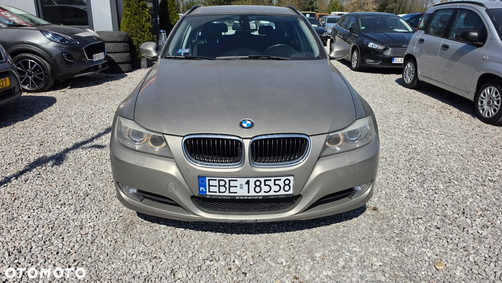 BMW Seria 3 320d - 10