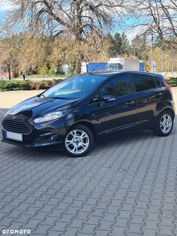 Ford Fiesta 1.0 Champions Edition - 27