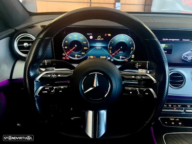 Mercedes-Benz E 300 - 11