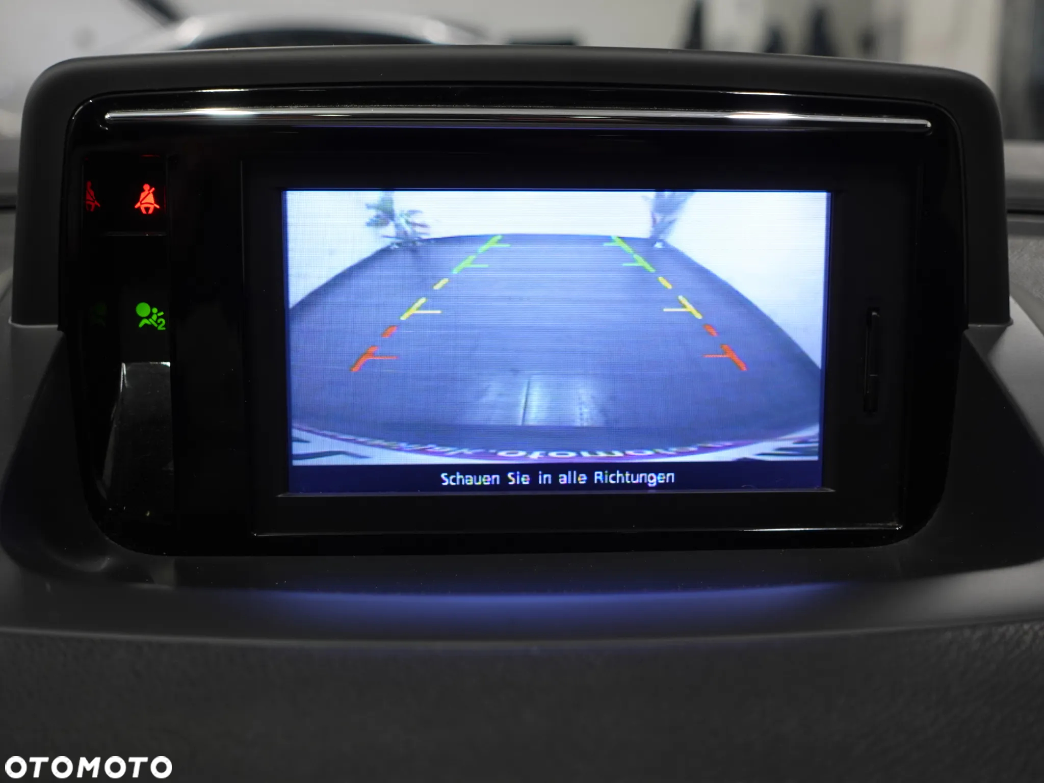Renault Megane Grandtour ENERGY TCe 115 Start & Stop Bose Edition - 34