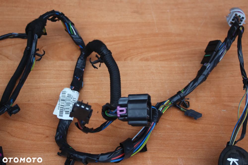 WIĄZKA PRZEWODY KLAPY BAGAŻNIKA OPEL INSIGNIA A KOMBI 13330267 - 4