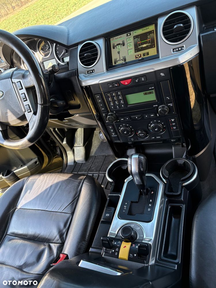 Land Rover Discovery 2.7D V6 HSE - 11
