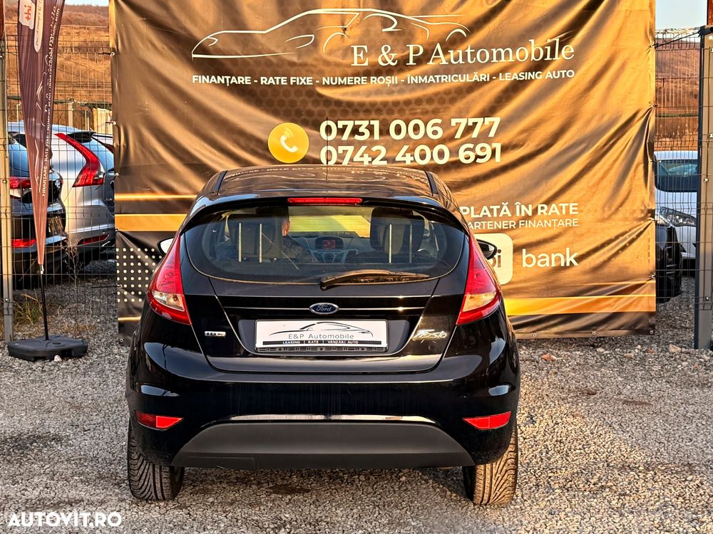 Ford Fiesta - 12