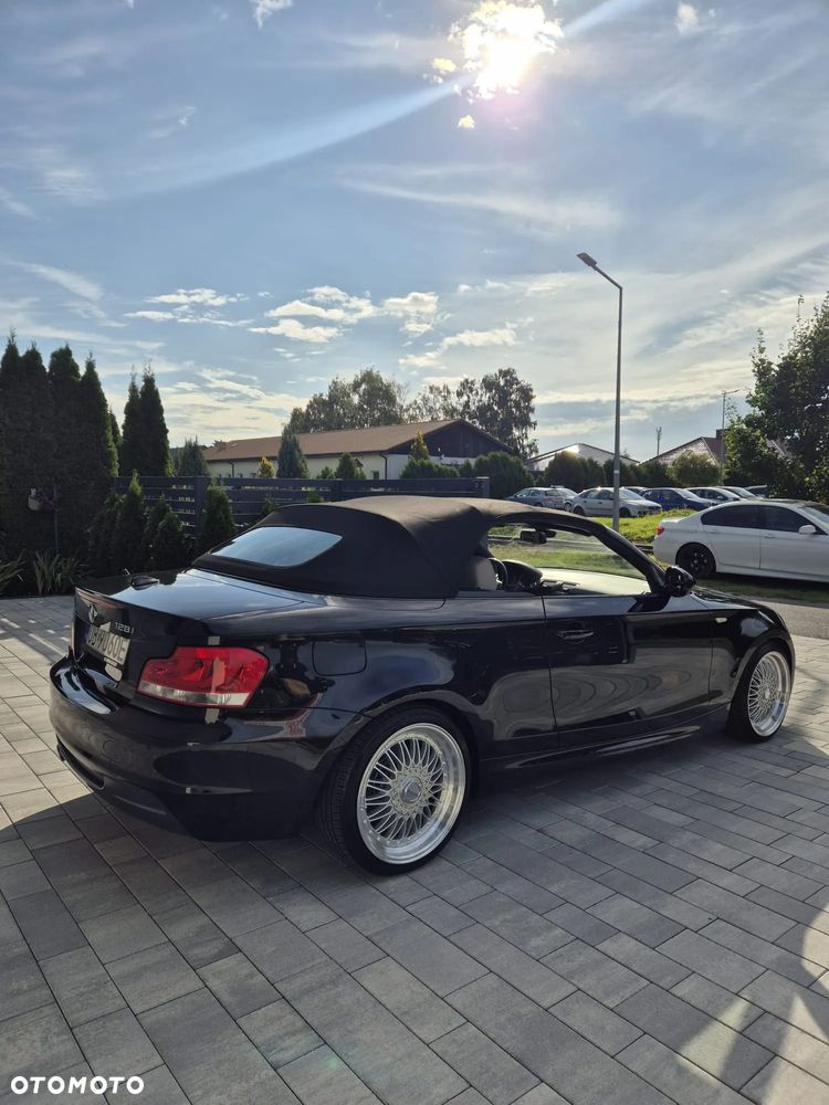 BMW Seria 1 125i Coupe - 30