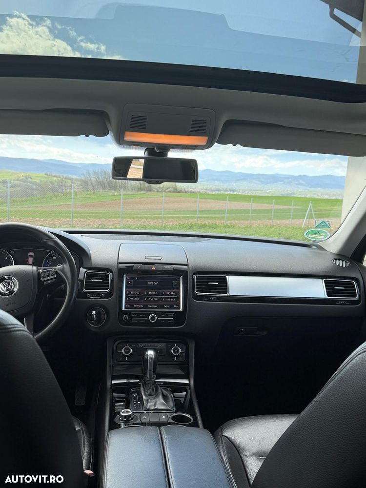 Volkswagen Touareg - 11