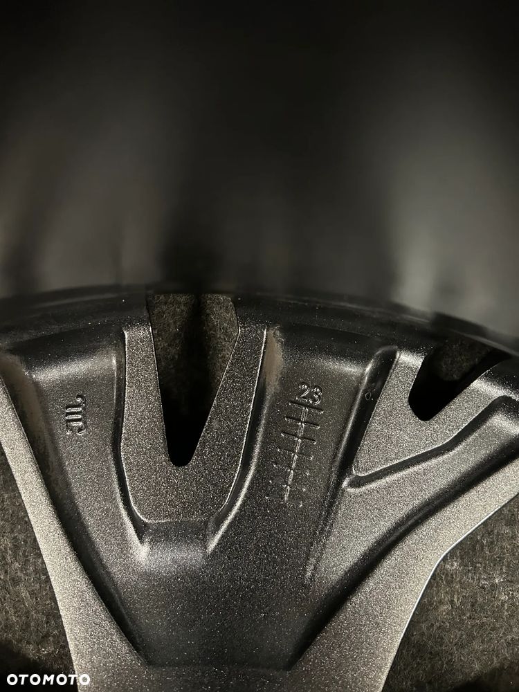 Alufelga Audi Q4 E-Tron 19 cali 5x112 1szt. ładna! 89A601025C - 8