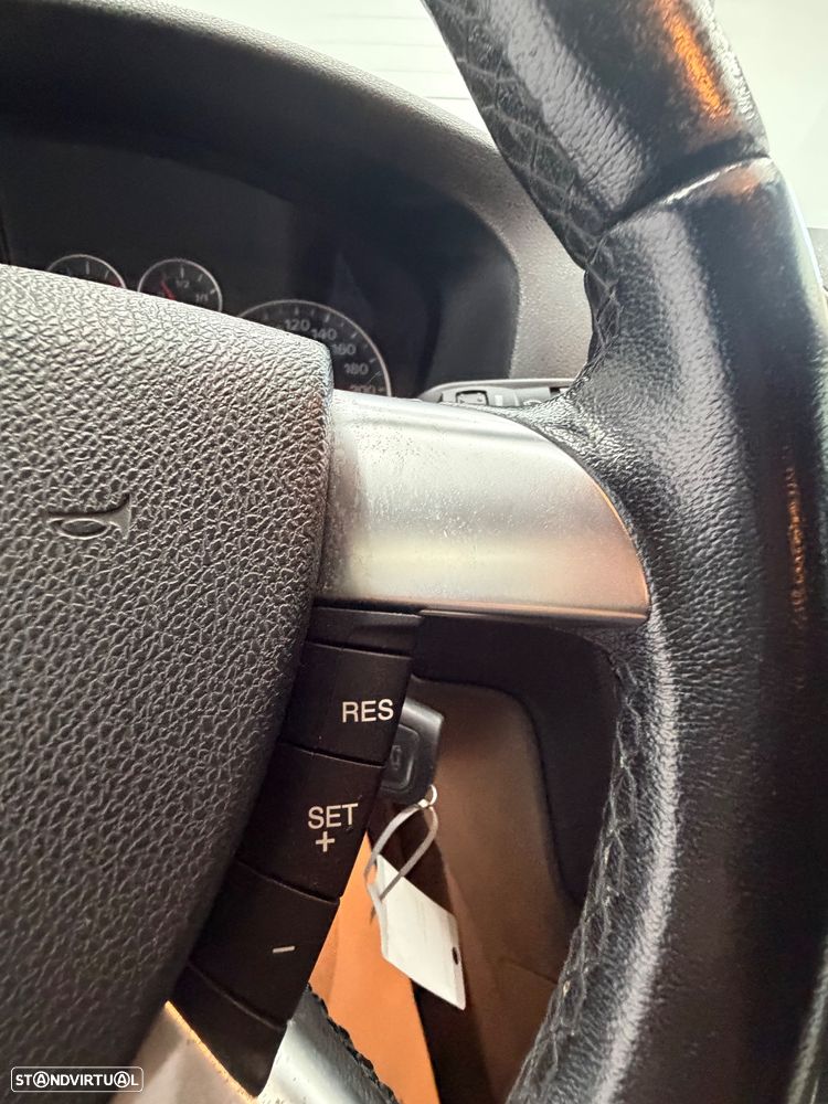 Ford Focus 1.6 TDCi Ghia CVT - 9