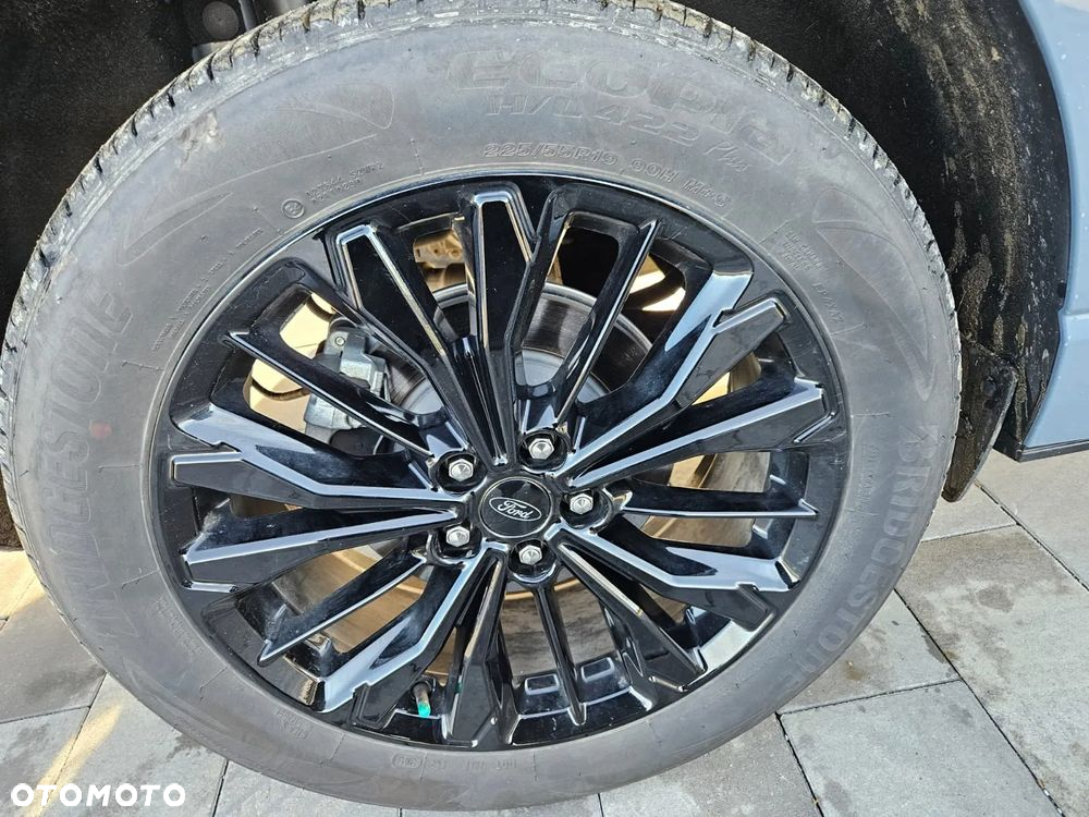 Ford Escape 2.0 EcoBoost AWD Titanium - 6
