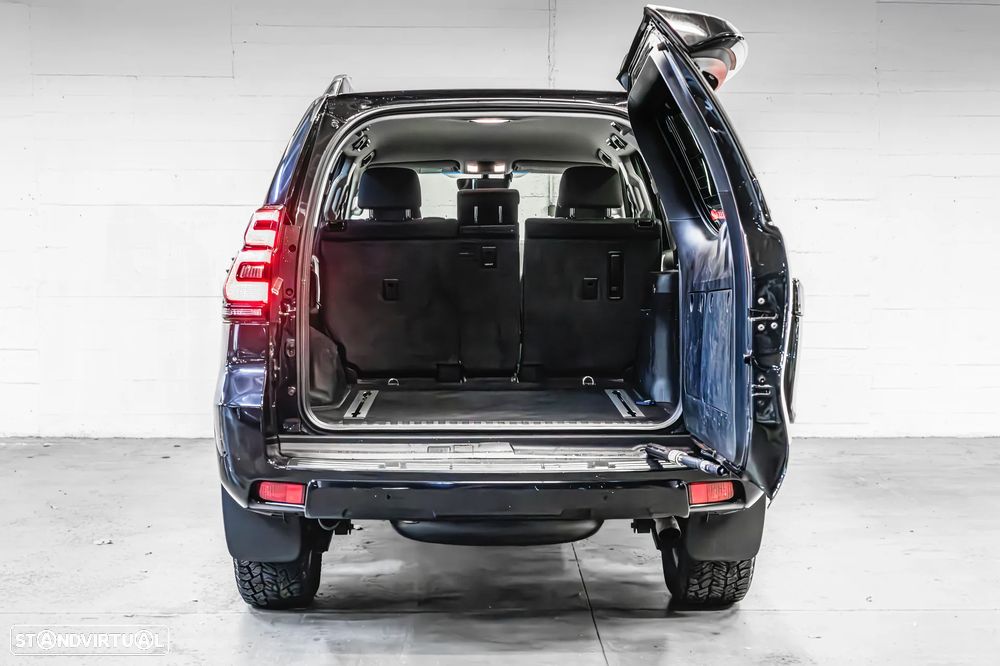 Toyota Land Cruiser Prado - 8